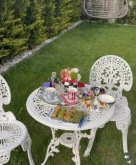Beyaz inci takım fiskos masa sandalye