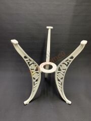 DÖKÜM GÜLLÜ MASA AYAK-