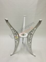 DÖKÜM GÜLLÜ MASA AYAK-