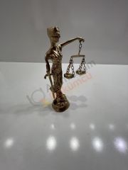 Adalet heykeli-adalet terazi heykeli