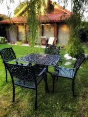 Ferforje geniş döküm sandalye kare masa takımı