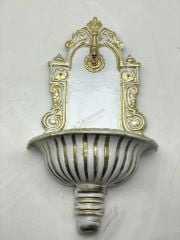 Bahçe çeşmesi