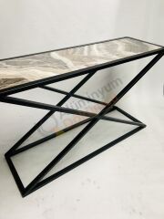 Metal Dresuar z model