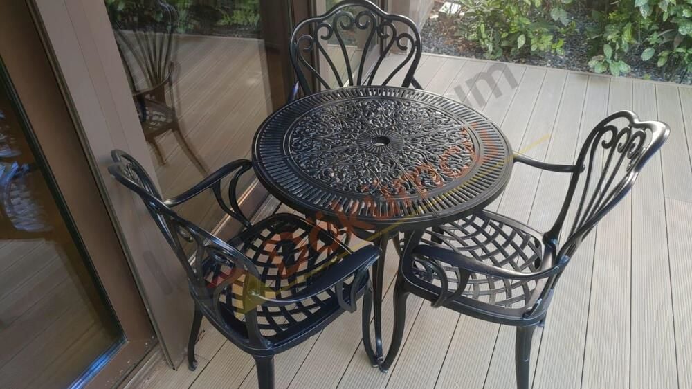 Siyah kuğu sandalye masa takım