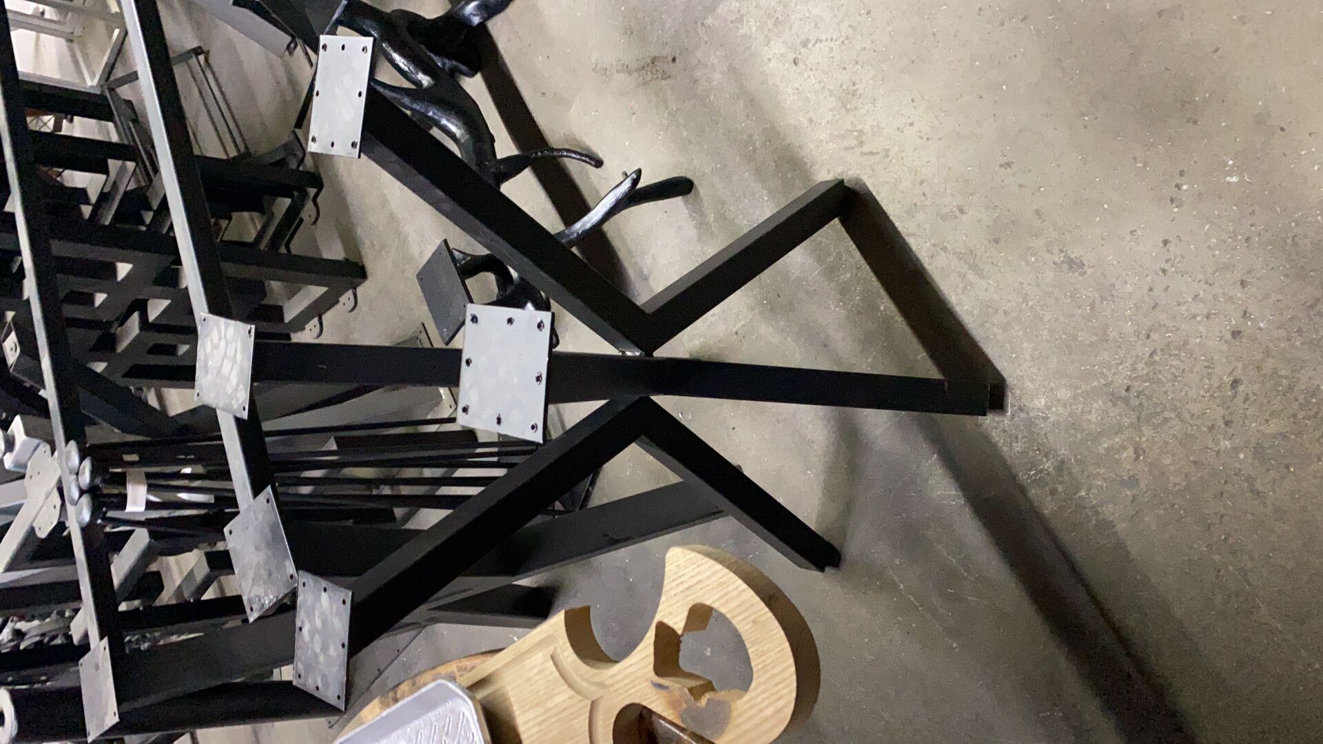 KRAL MASA AYAK GENİŞ MODEL