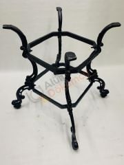 Döküm masa ayak kavuslu kare geniş ayak