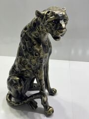Döküm leopar