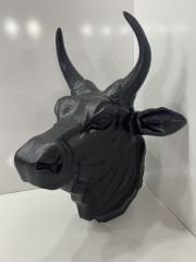 Döküm boğa başı-inek başı