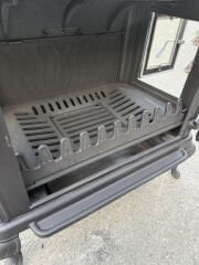 Kare soba yan cam alttan küllük