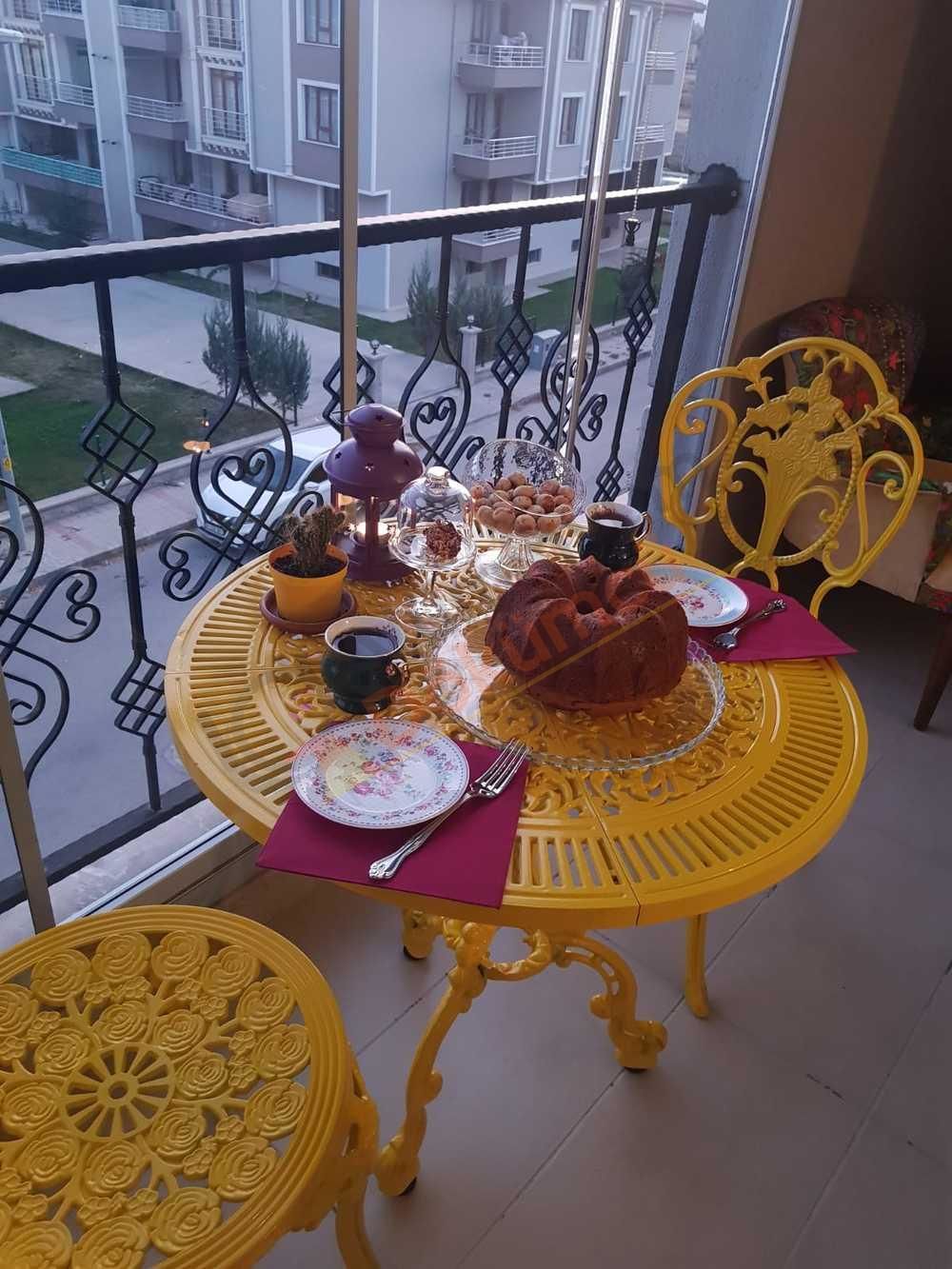 Döküm balkon masa sandalye