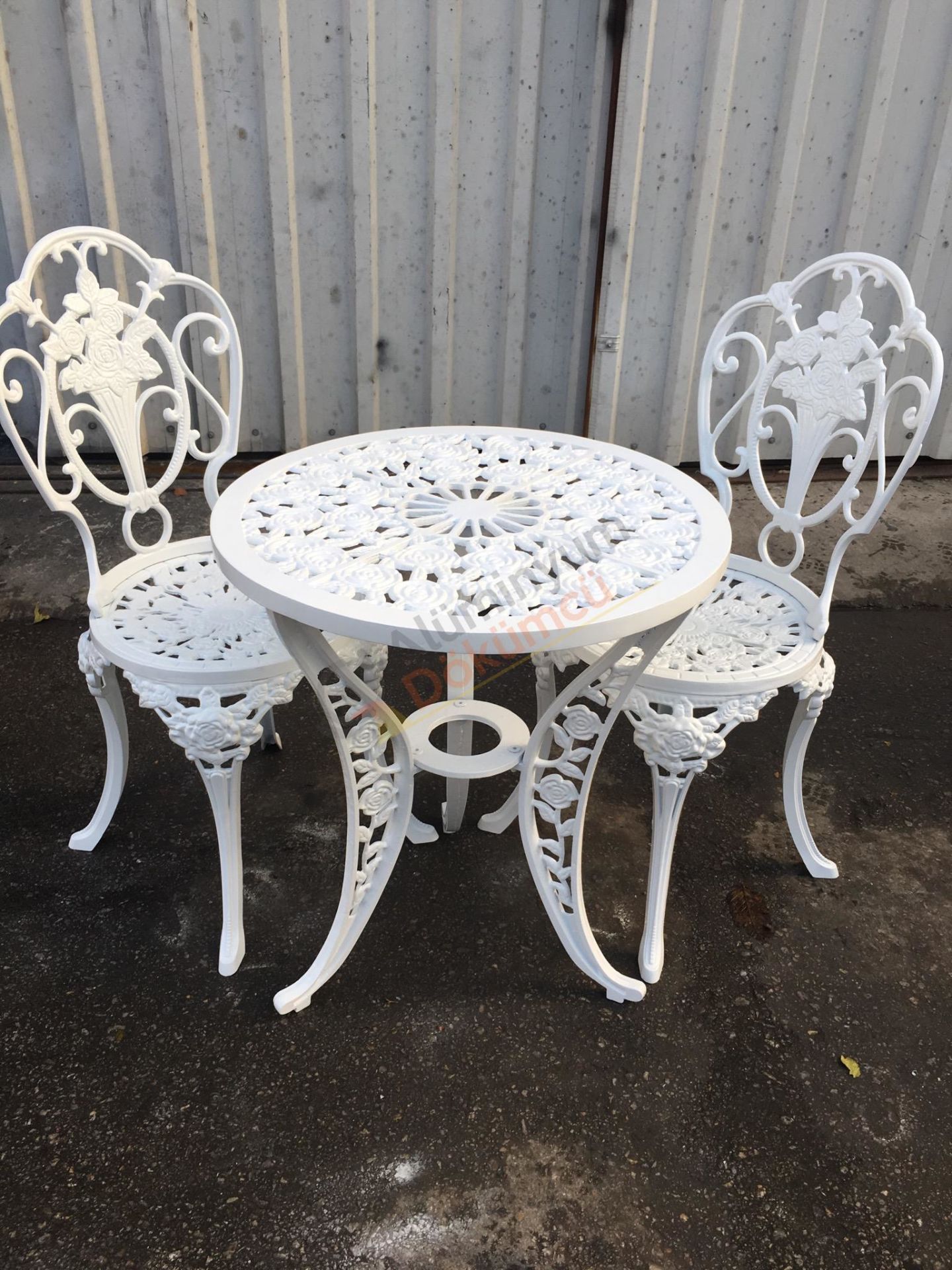 Döküm güllü sandalye güllü 60 cm masa