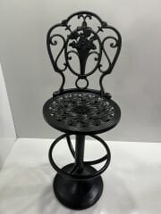 Koktey sandalye-Bar sandalyesi