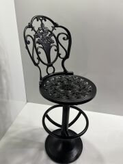 Koktey sandalye-Bar sandalyesi