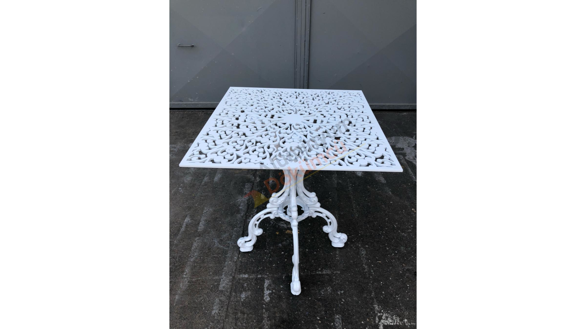 Masa kuğu 70 cm kare