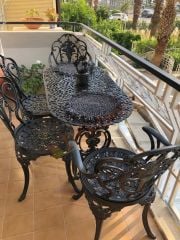 Balkon takım oval masa