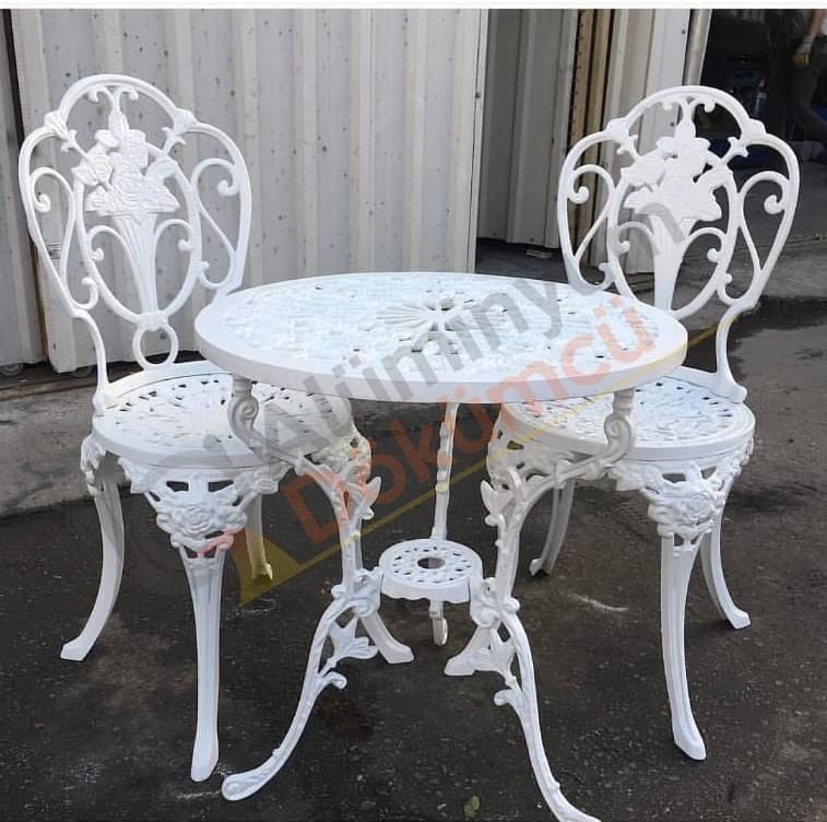 Güllü sandalye güllü tabla ince ayak masa