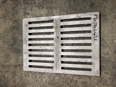 Su ızgarası tahliye ızgaraları (38x7,5x3.5)