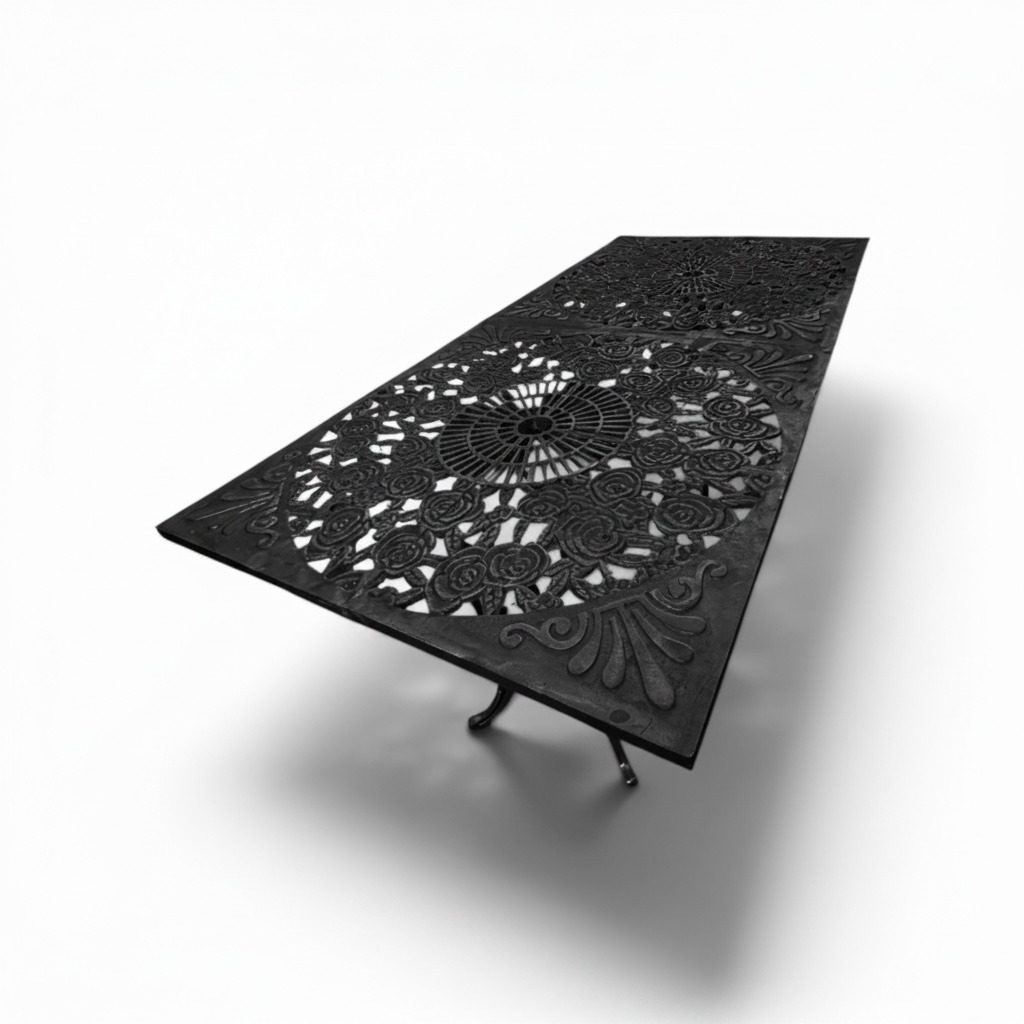 Masa güllü 157cm x 78 cm